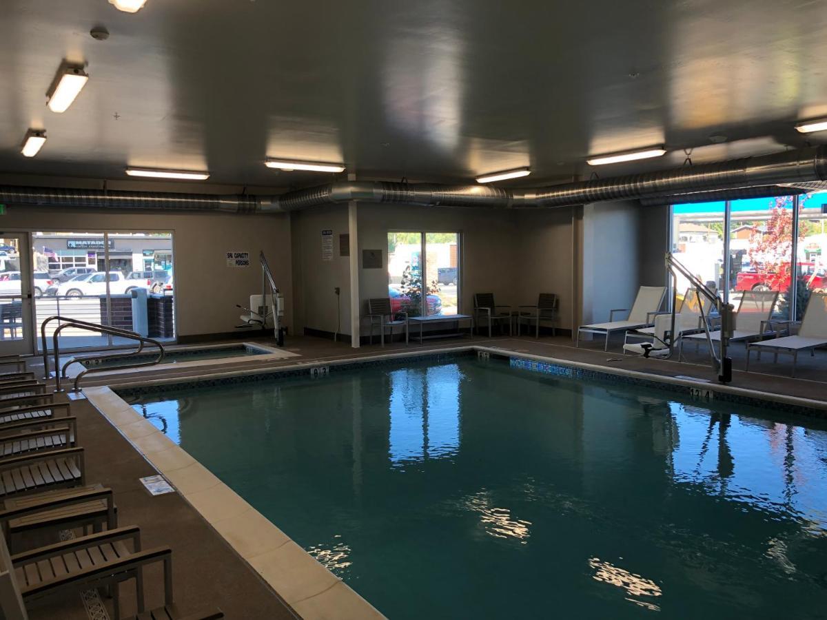 Country Inn & Suites By Radisson, Flagstaff Downtown, Az Exteriör bild